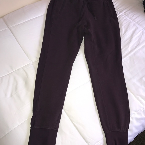 Lululemon joggers - Picture 2 of 5